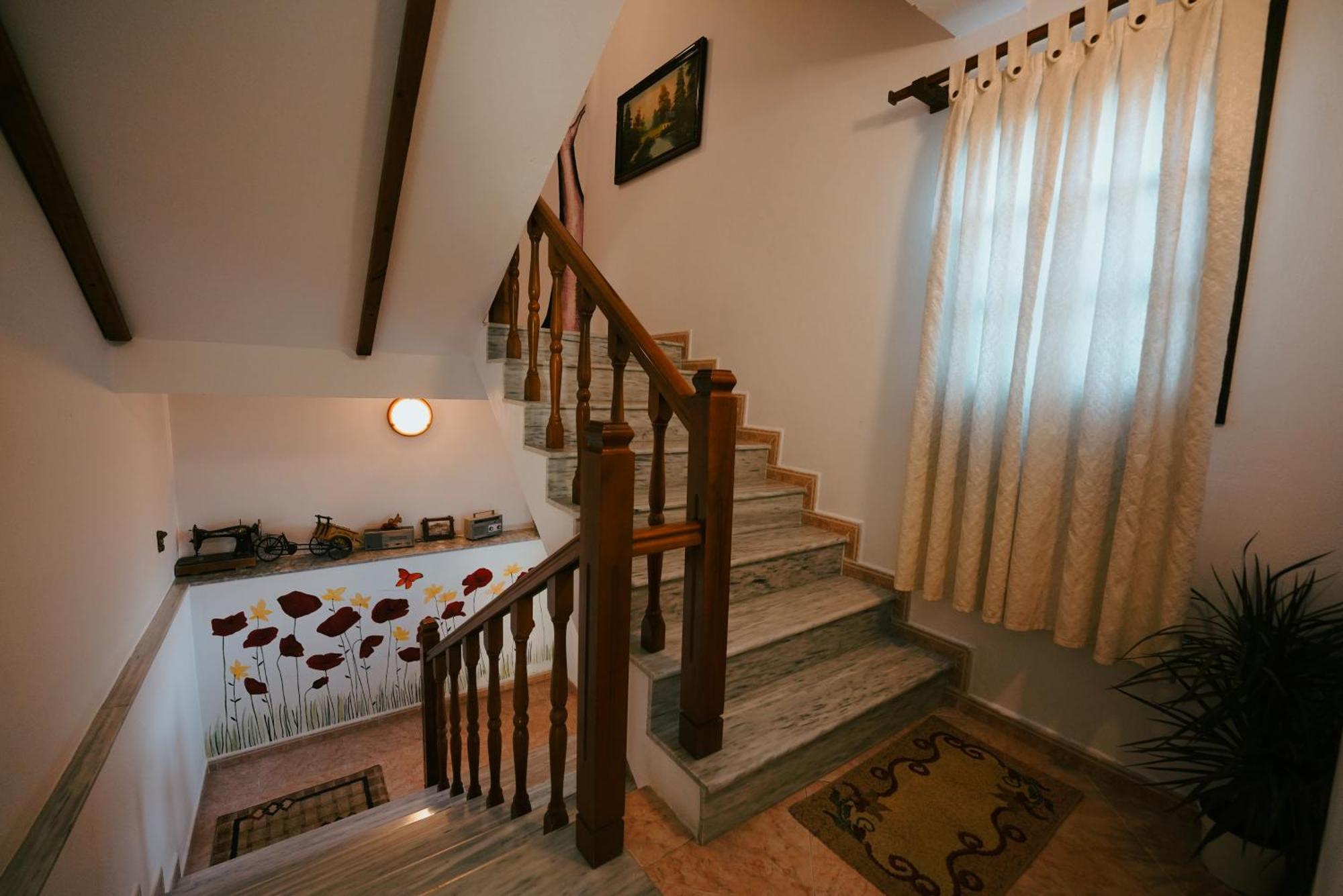 Maya Hostel Berat Dış mekan fotoğraf